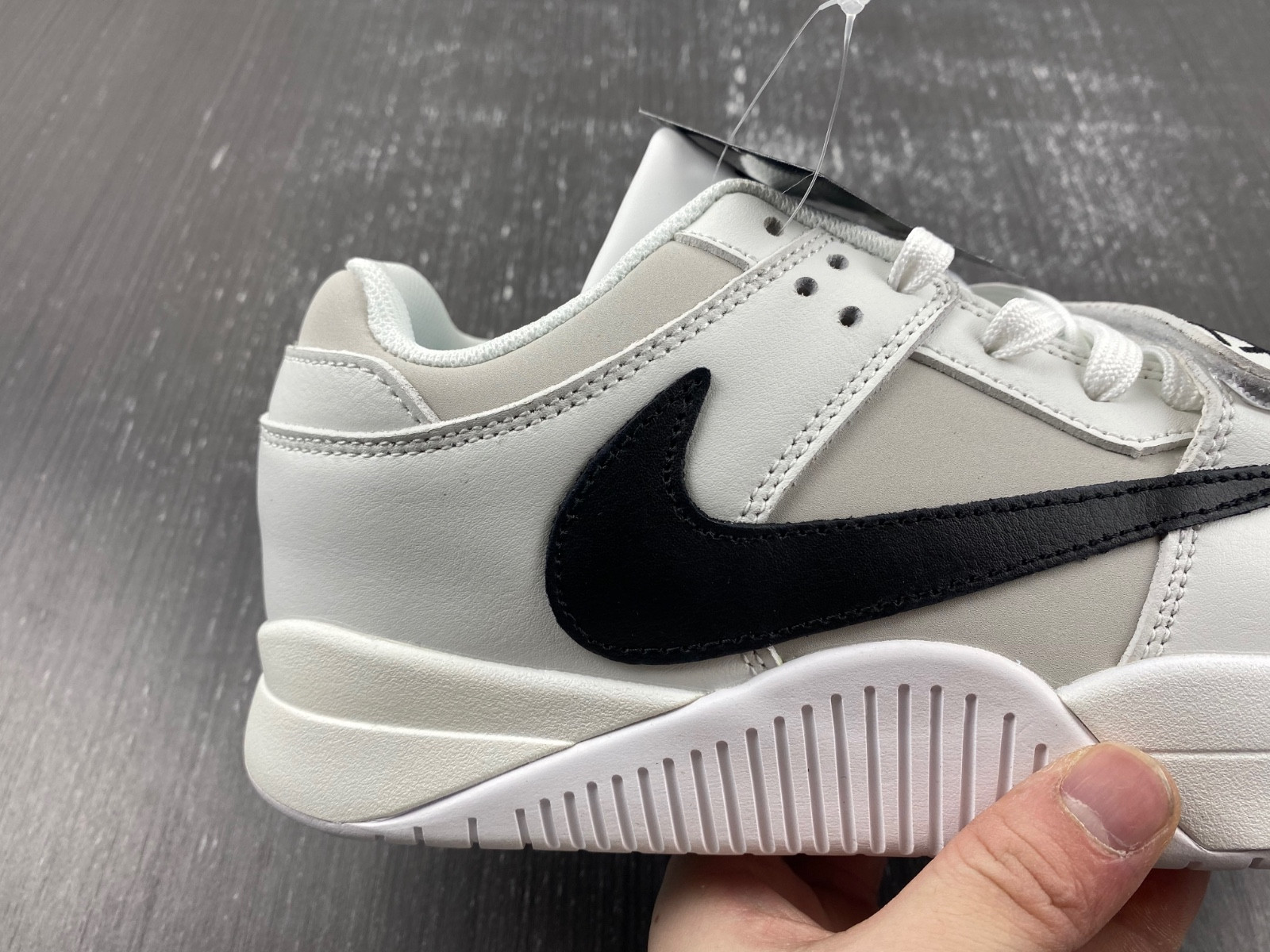 travis scott x jordan cut the check