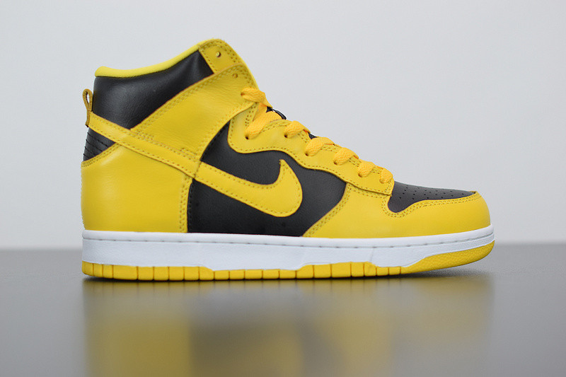 nike dunk high ''varsity maize'' cz8149-002