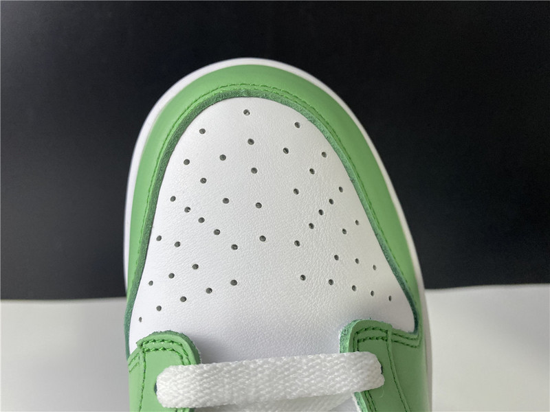 nike dunk low “green glow” cu1726-188