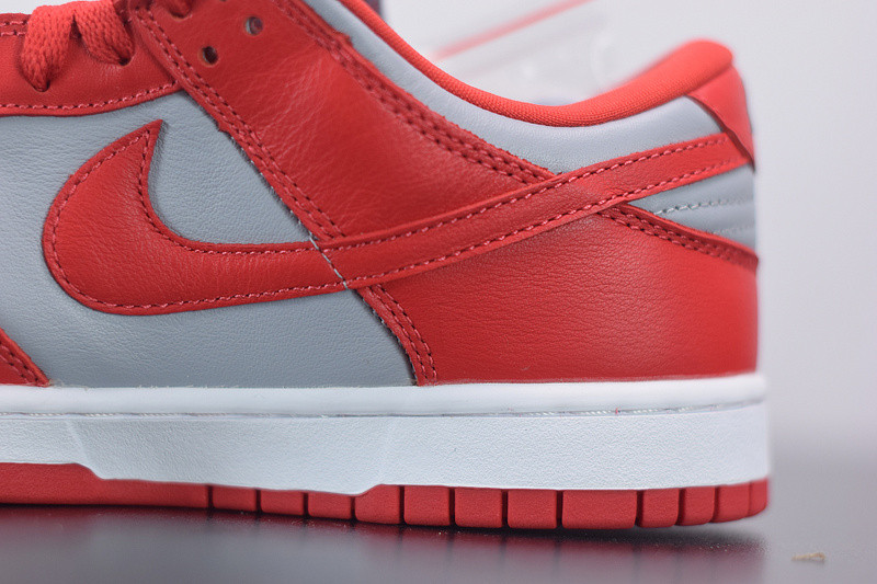 nike dunk low sp university red wolf grey cu1726-600