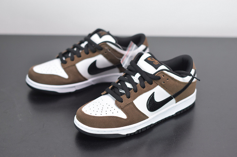 nike dunk low white black trail end brown 304292-102