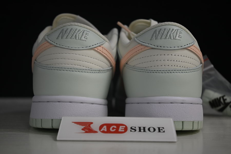 nike sb dunk low barely green (w) dd1503-104