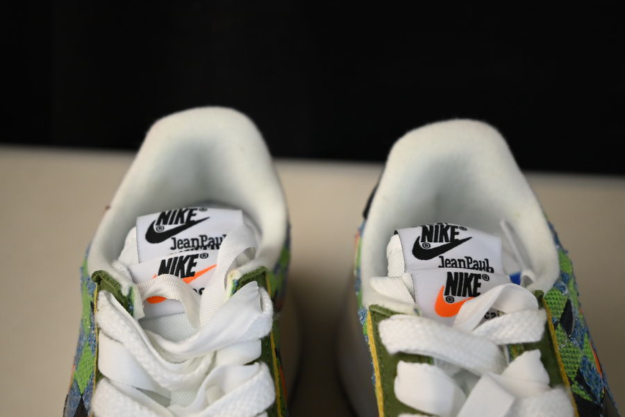 sacai x nike ldvaporwaffle mix low “green gusto” dr5209-300