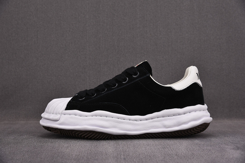 Ma*s*n mihara yasuhiro sneaker