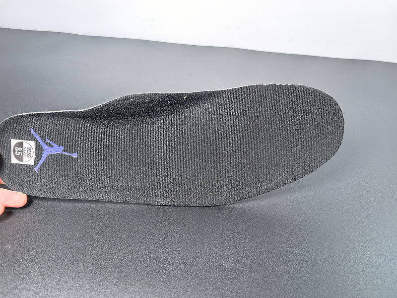 Air Jordan 11 Retro “Red Black” CT8012-600