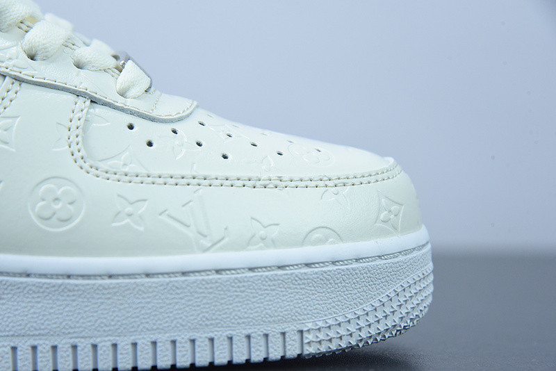 lvt x nike air force1