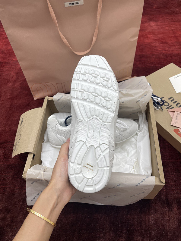 NEW BALANCE X MIUMIU SNEAKER