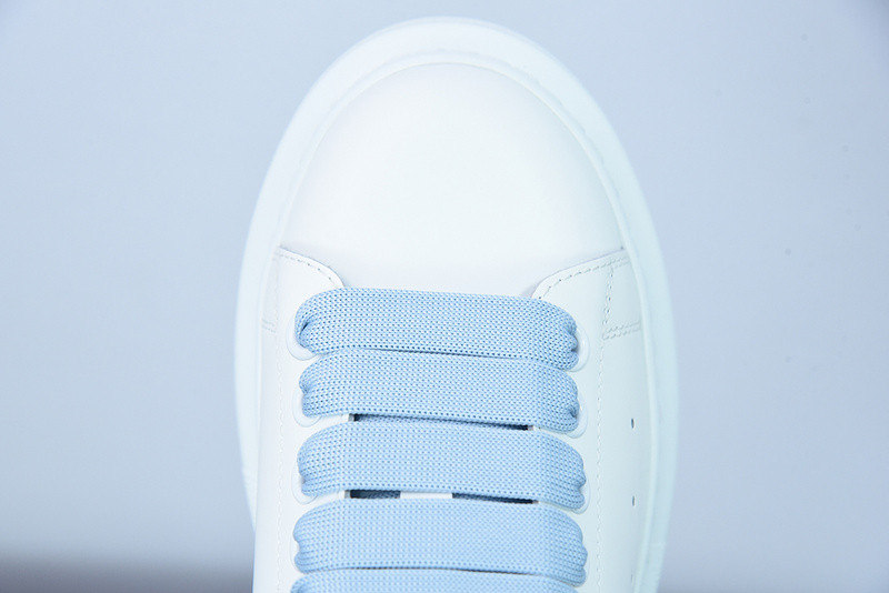 alexer mceen sneakers