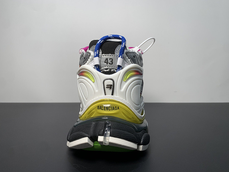 Ba*len*cia*ga runner sneaker