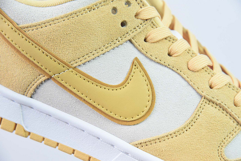 nike dunk low gold suede dv7411-200