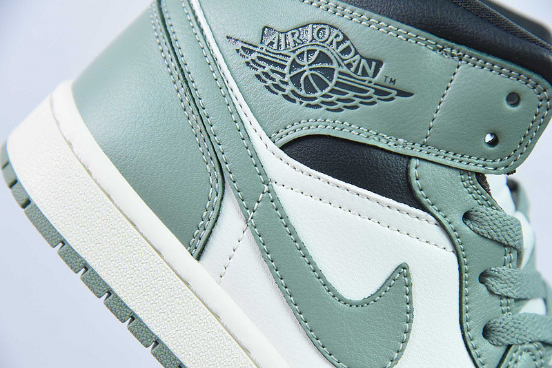 air jordan 1 mid "jade smoke" bq6472-130