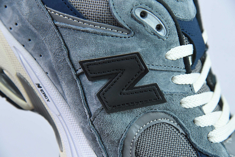 new balance sneaker