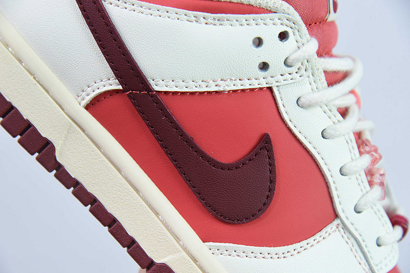 nike dunk low valentine