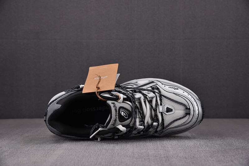 As*ic*s andersson bell x gel 1090 