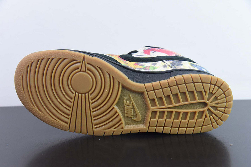 S*pr3m3 x nike sb dunk low rammellzee fd8778-001