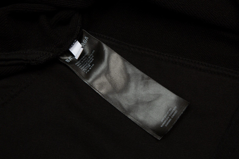 Ba*len*cia*ga clothes