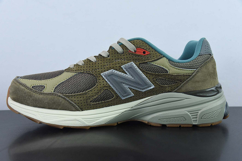 new balance sneaker