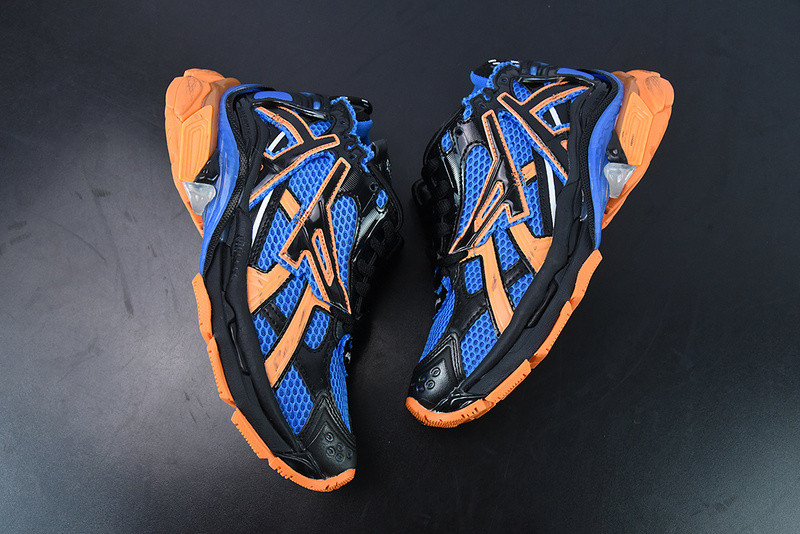 Ba*len*cia*ga runner sneaker