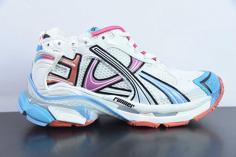 Ba*len*cia*ga runner sneaker