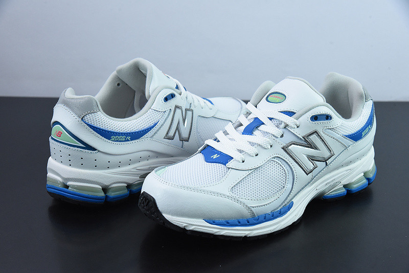 new balance sneaker