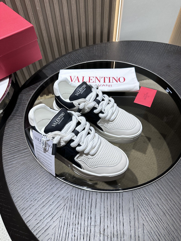valentino sneaker