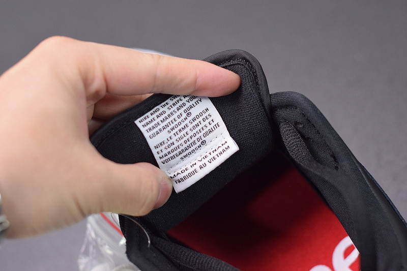 nike sb dunk low S*p*e jewelswh silver ck3480-001