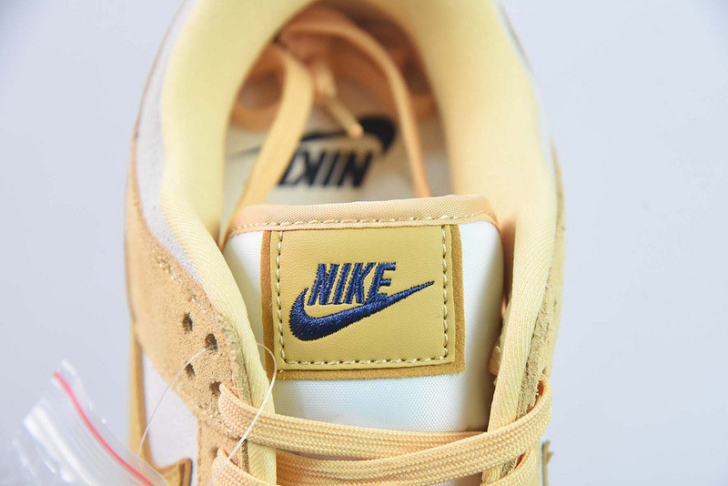 nike dunk low gold suede dv7411-200