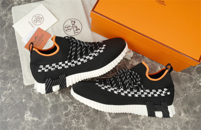 H**mes sneaker