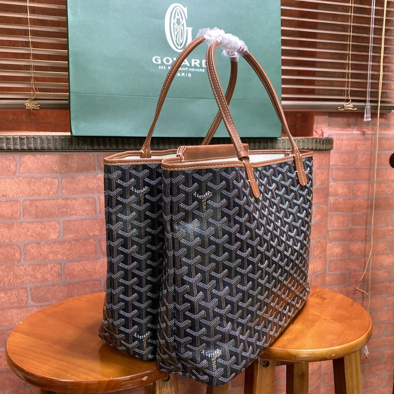 GOYARD PURSE