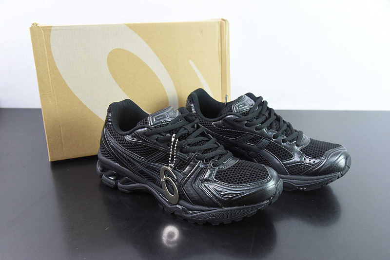 As*ic*s gel kayano 14 